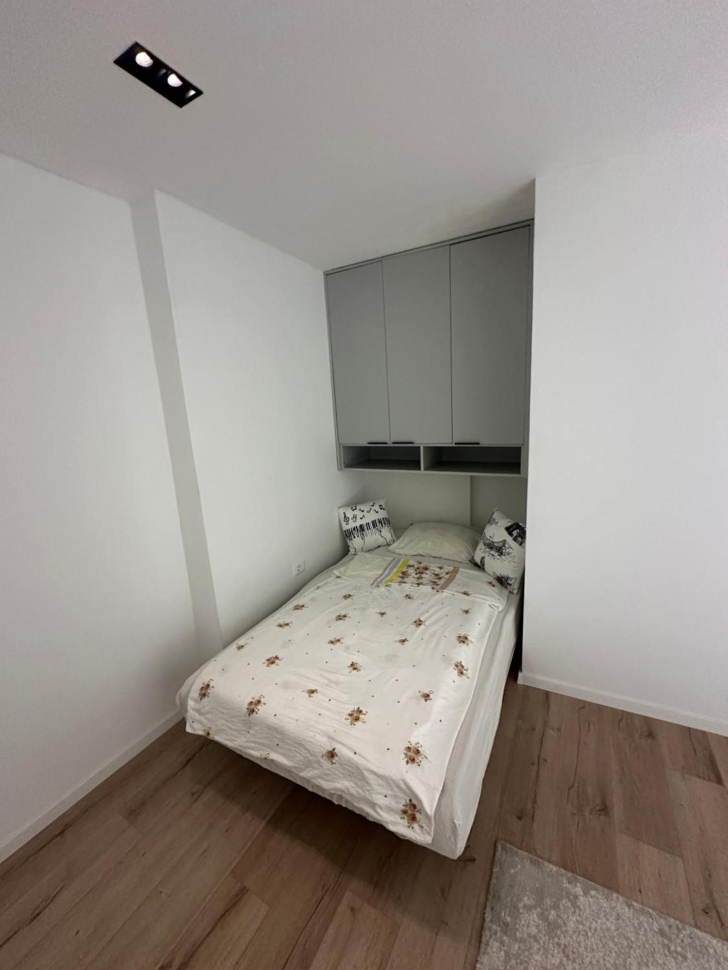 Studio Y Gjakova Eksteriør bilde